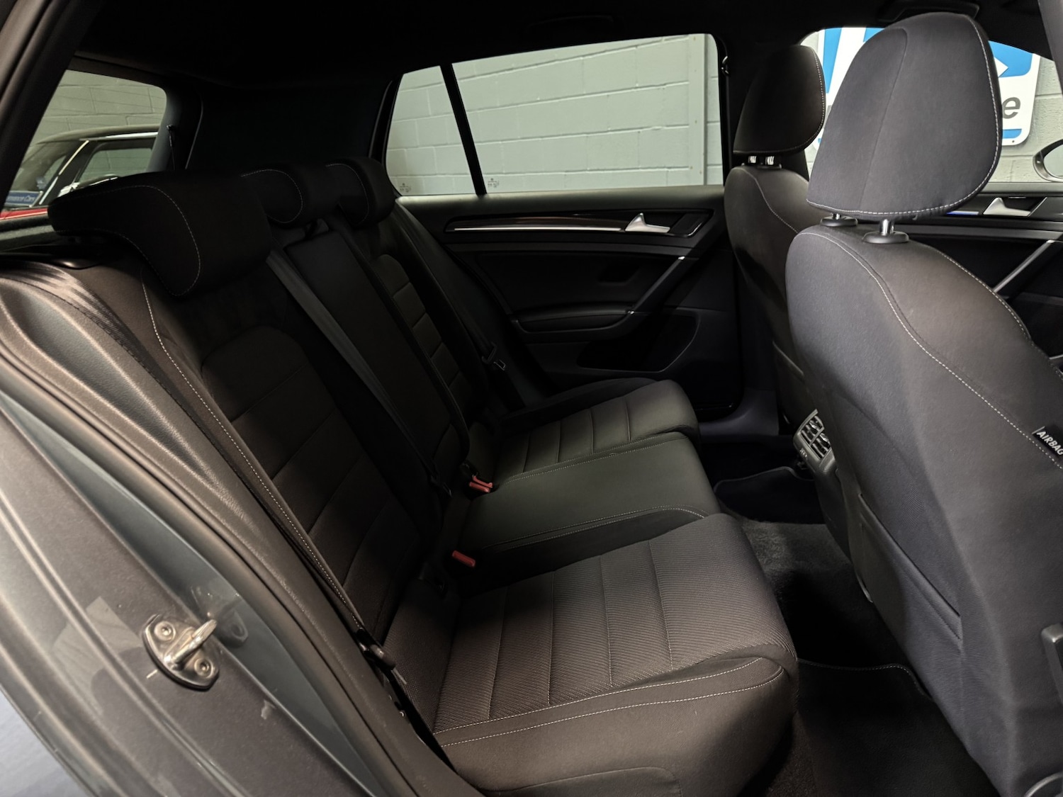 Used Volkswagen Golf 2018 for sale - 78031769: Photo 43