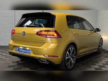 Used Volkswagen Golf 2017 for sale - 77522047: Photo