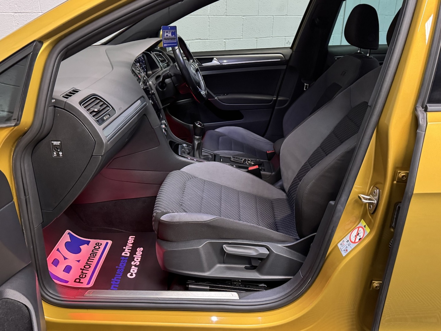 Used Volkswagen Golf 2017 for sale - 77522047: Photo 42