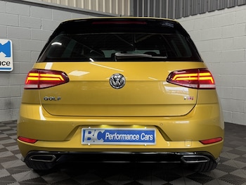 Used Volkswagen Golf 2017 for sale - 77522047: Photo