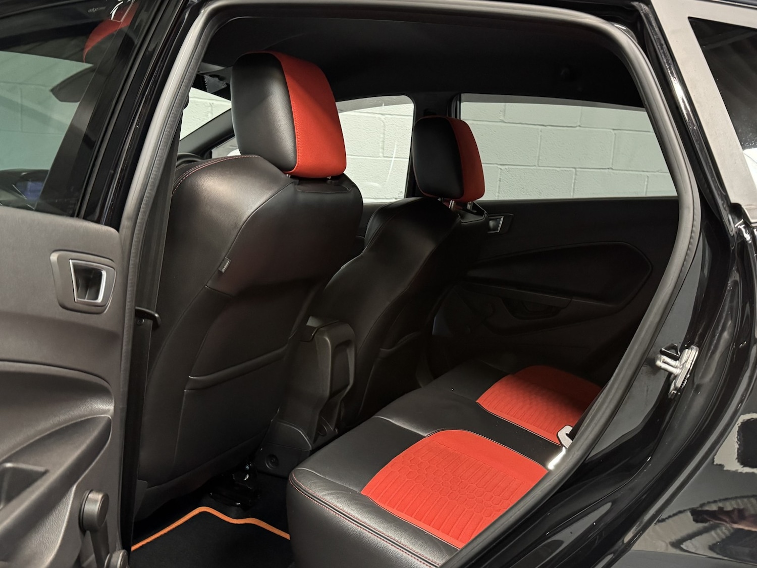 Used Ford Fiesta 2017 for sale - 76536717: Photo 34