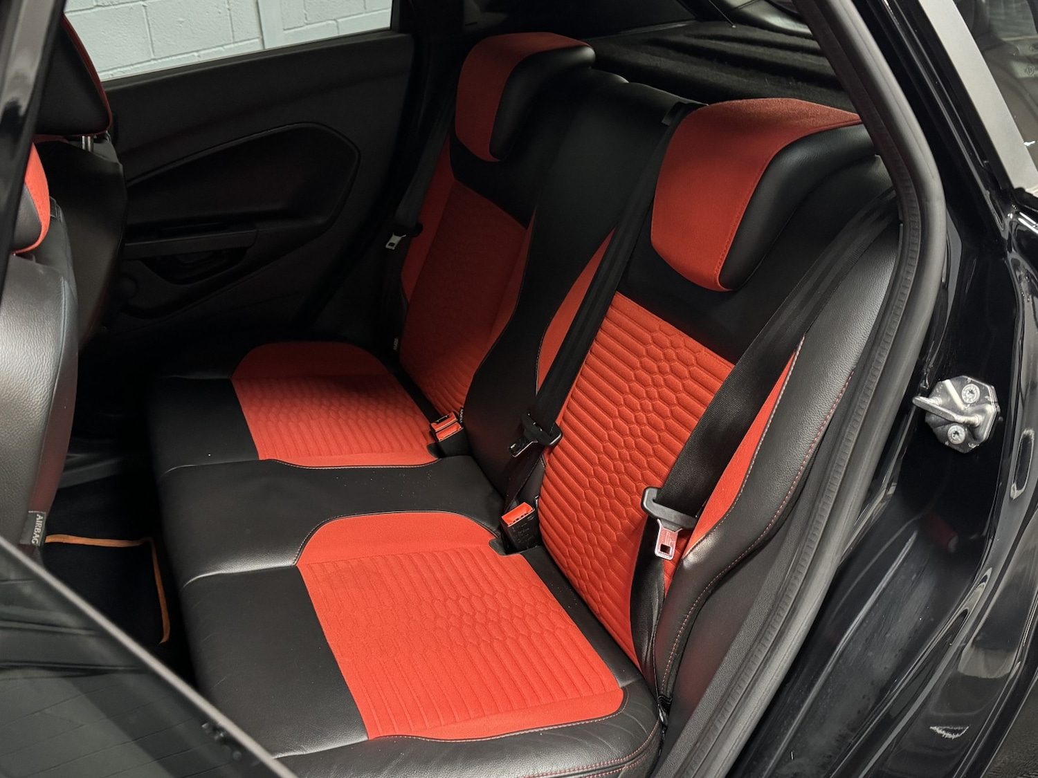 Used Ford Fiesta 2017 for sale - 76536717: Photo 35