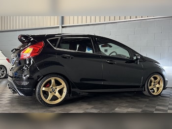 Used Ford Fiesta 2017 for sale - 76536717: Photo