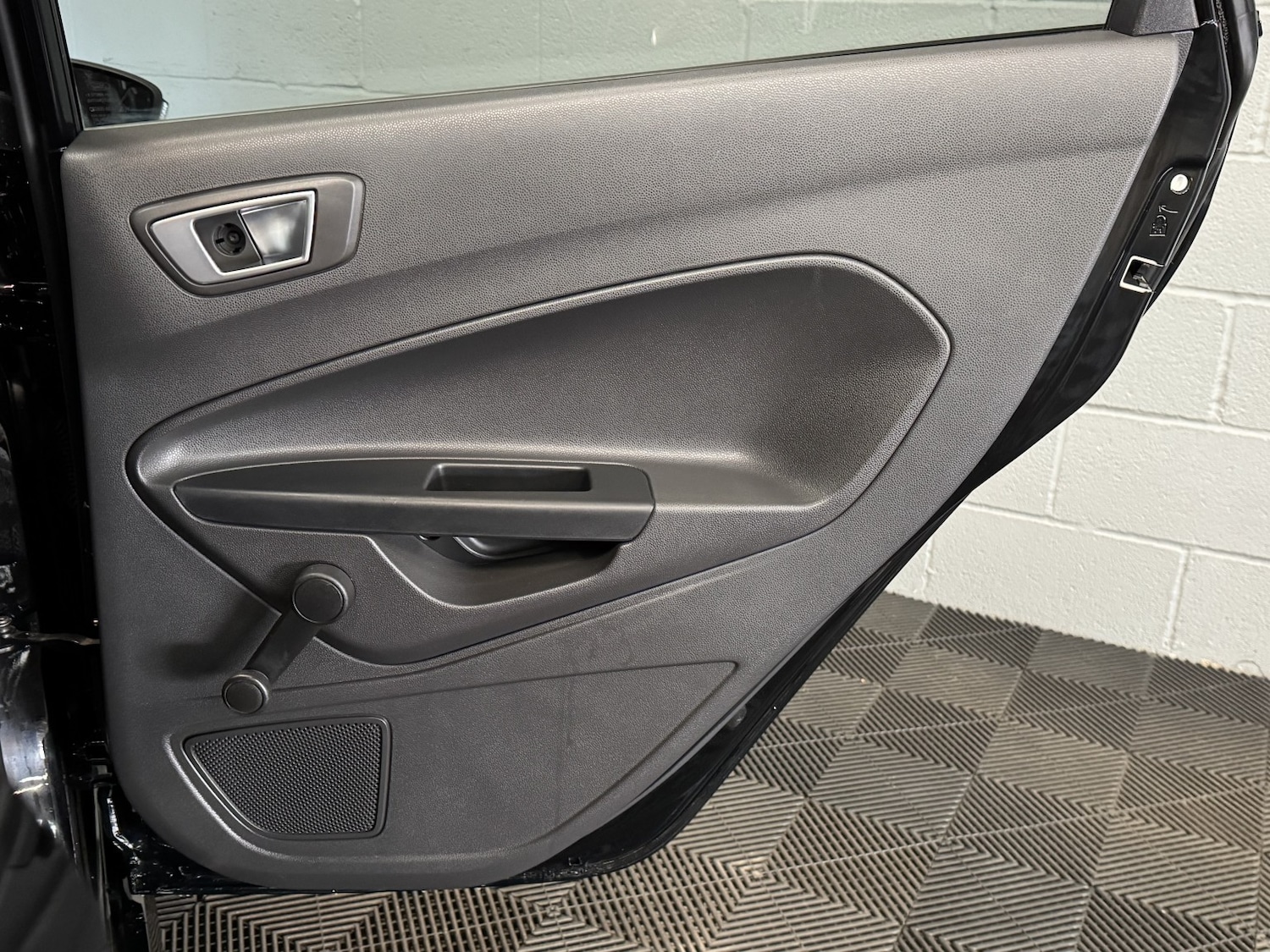 Used Ford Fiesta 2017 for sale - 76536717: Photo 43