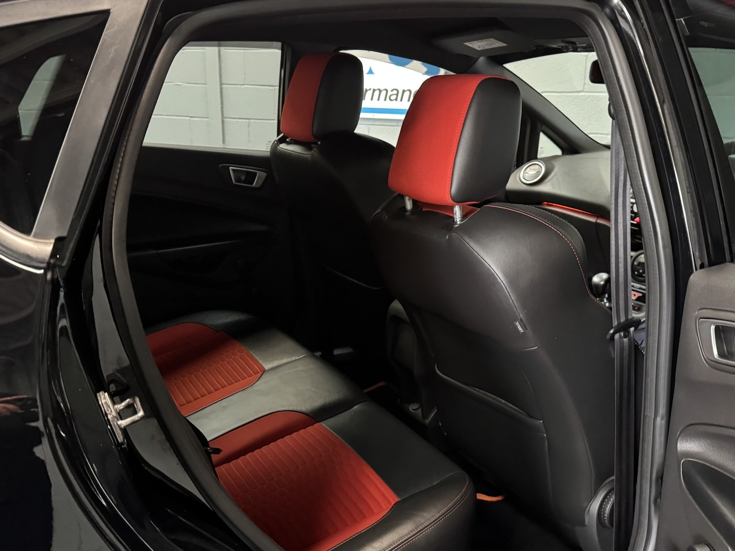 Used Ford Fiesta 2017 for sale - 76536717: Photo 44