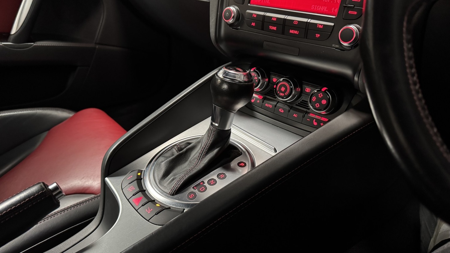 Used Audi TT 2009 for sale - 77997208: Photo 10