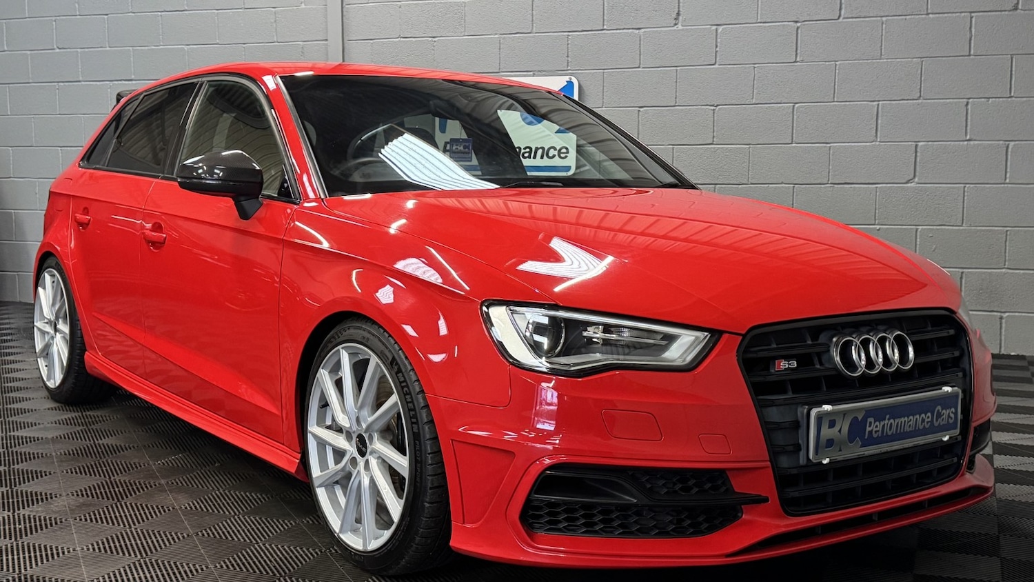 Used Audi A3 2015 for sale - 77251191: Photo 2