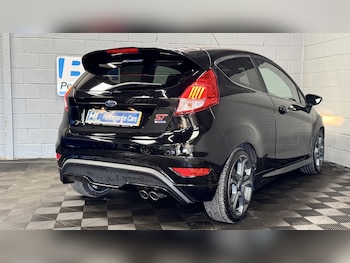 Used Ford Fiesta 2017 for sale - 78674229: Photo
