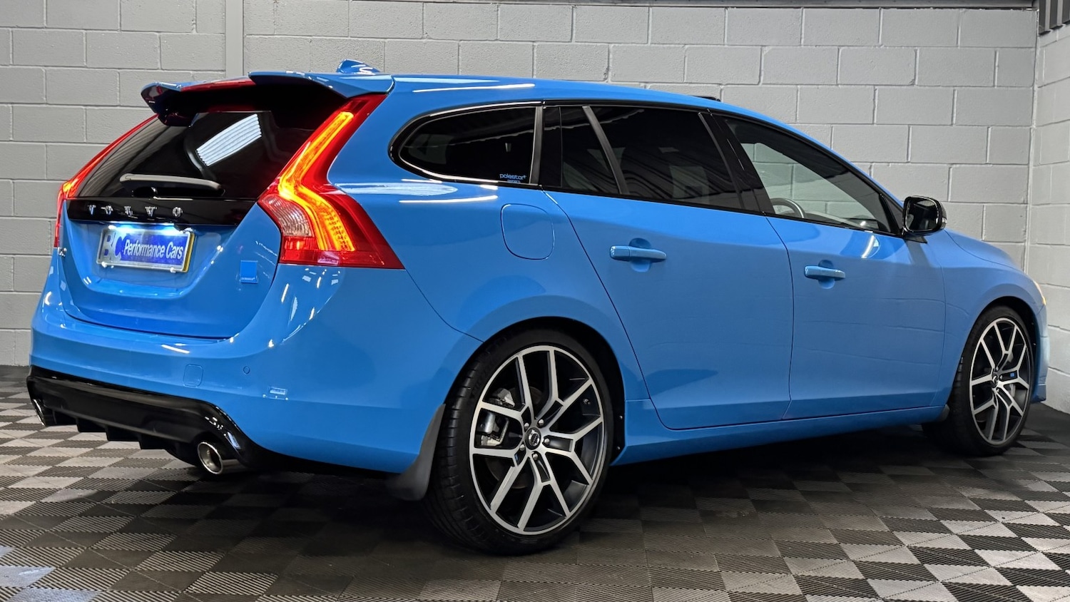 Used Volvo V60 2015 for sale - 77154427: Photo 44