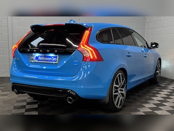 Used Volvo V60 2015 for sale - 77154427: Photo