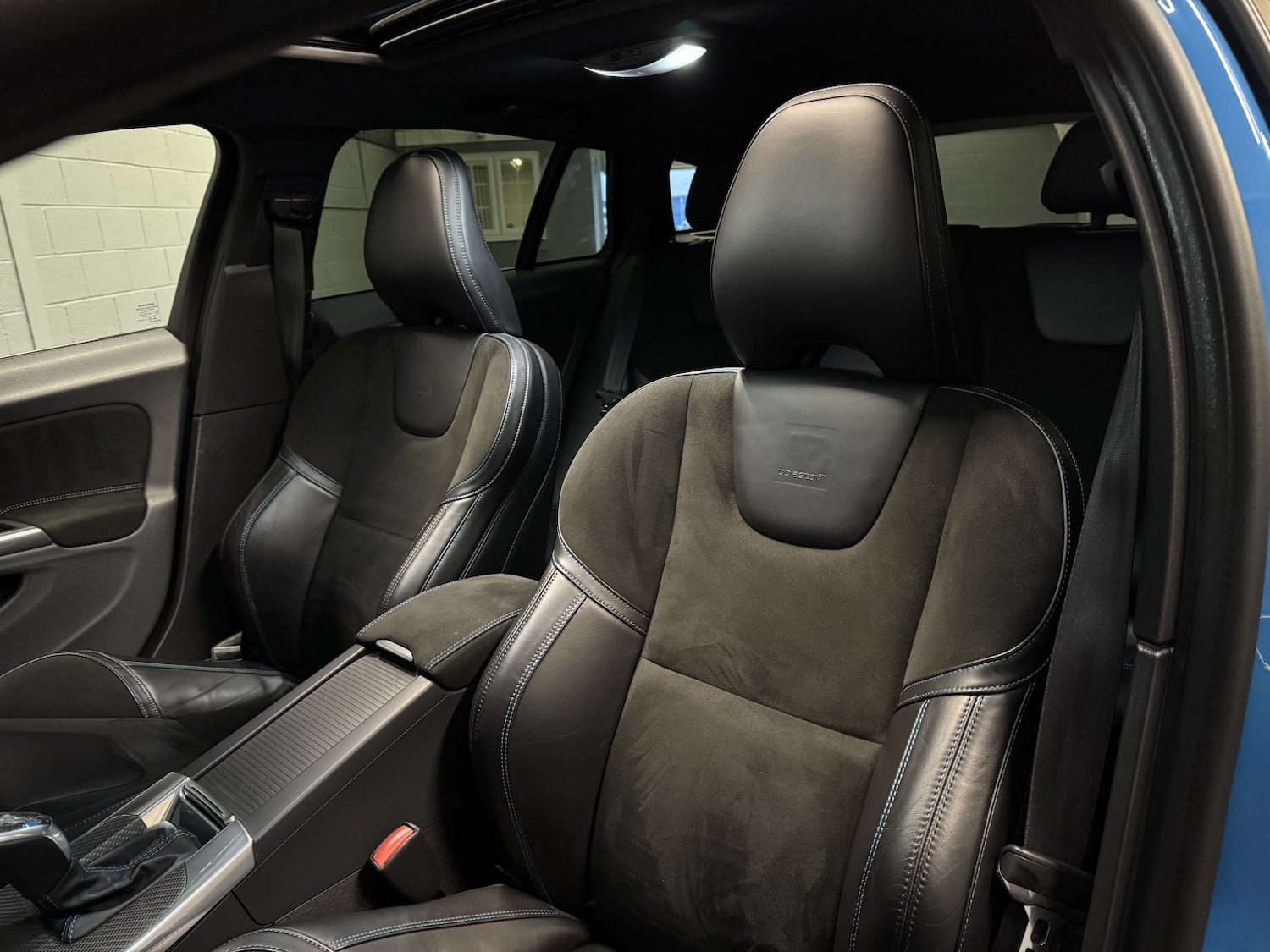 Used Volvo V60 2015 for sale - 77154427: Photo 56