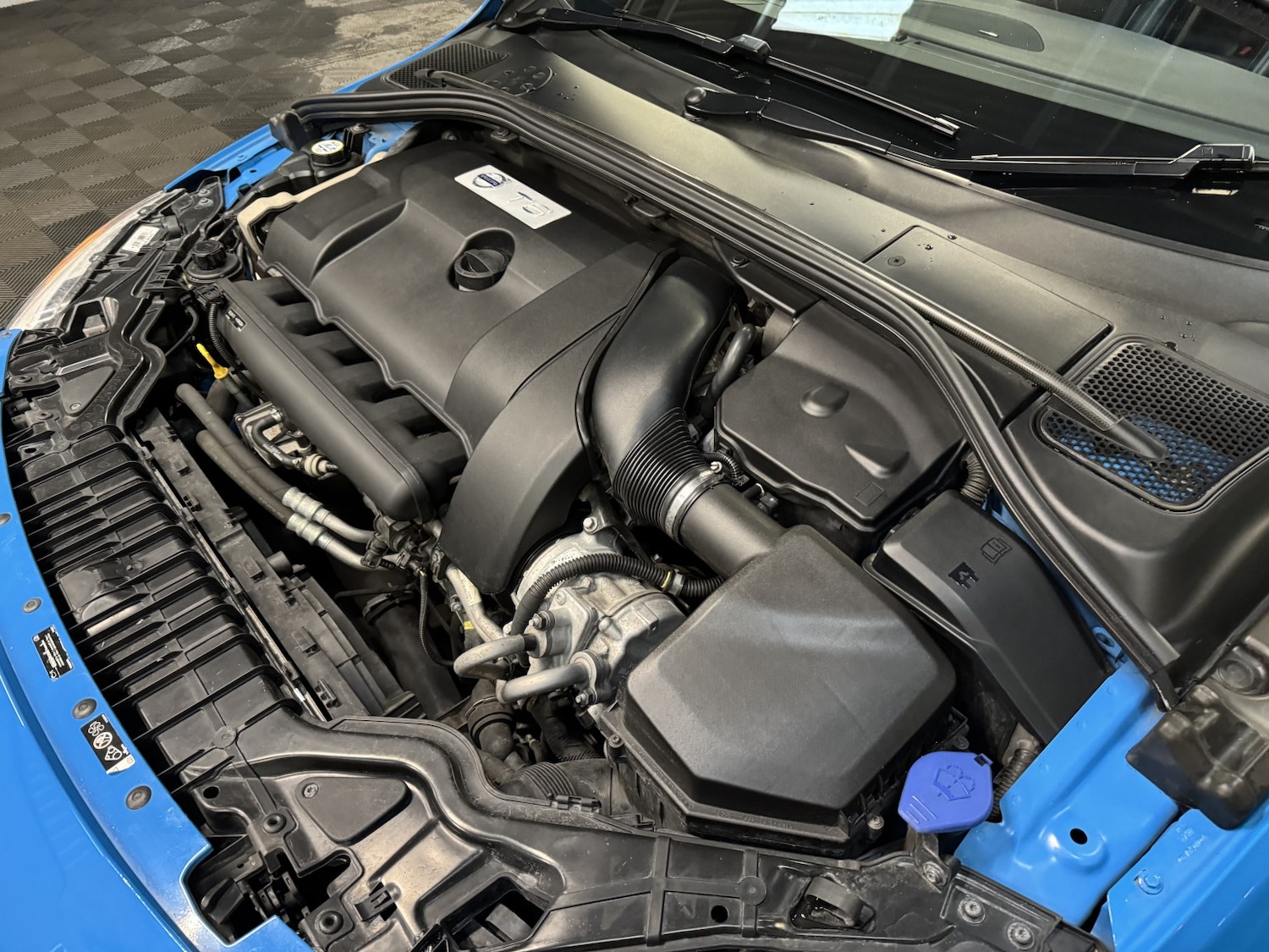 Used Volvo V60 2015 for sale - 77154427: Photo 66