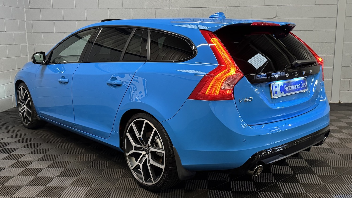Used Volvo V60 2015 for sale - 77154427: Photo 7