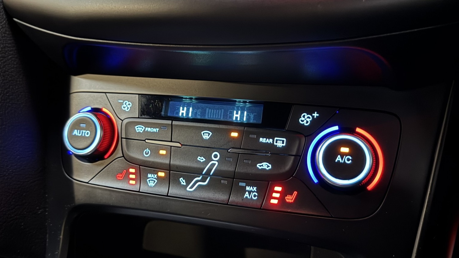 Used Ford Focus 2017 for sale - 76536756: Photo 14