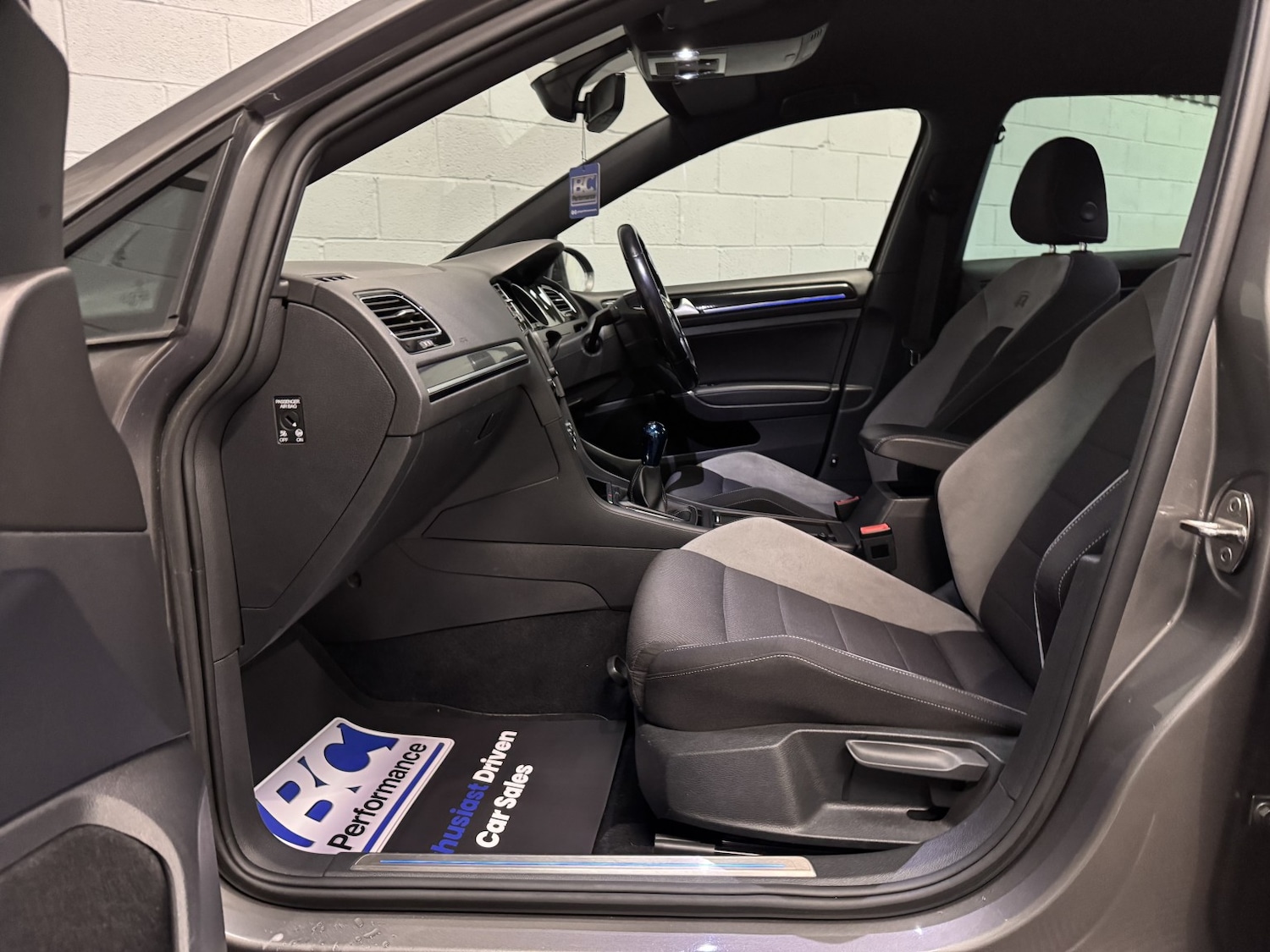 Used Volkswagen Golf 2017 for sale - 76624421: Photo 39