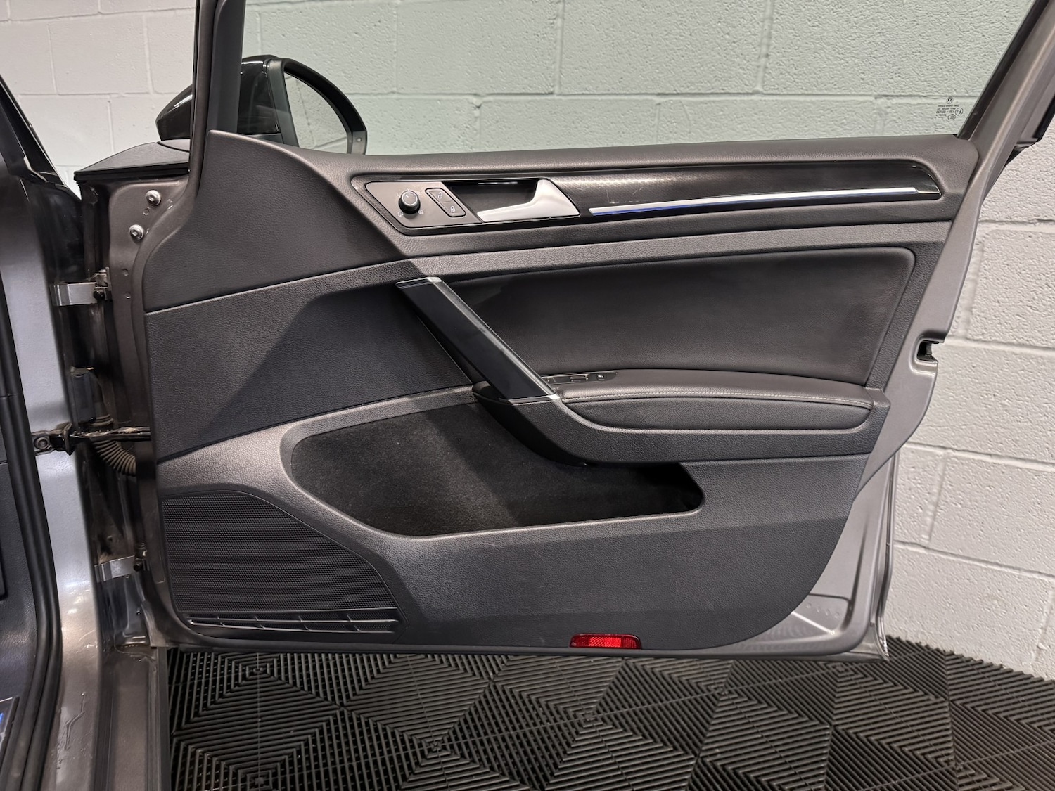 Used Volkswagen Golf 2017 for sale - 76624421: Photo 46