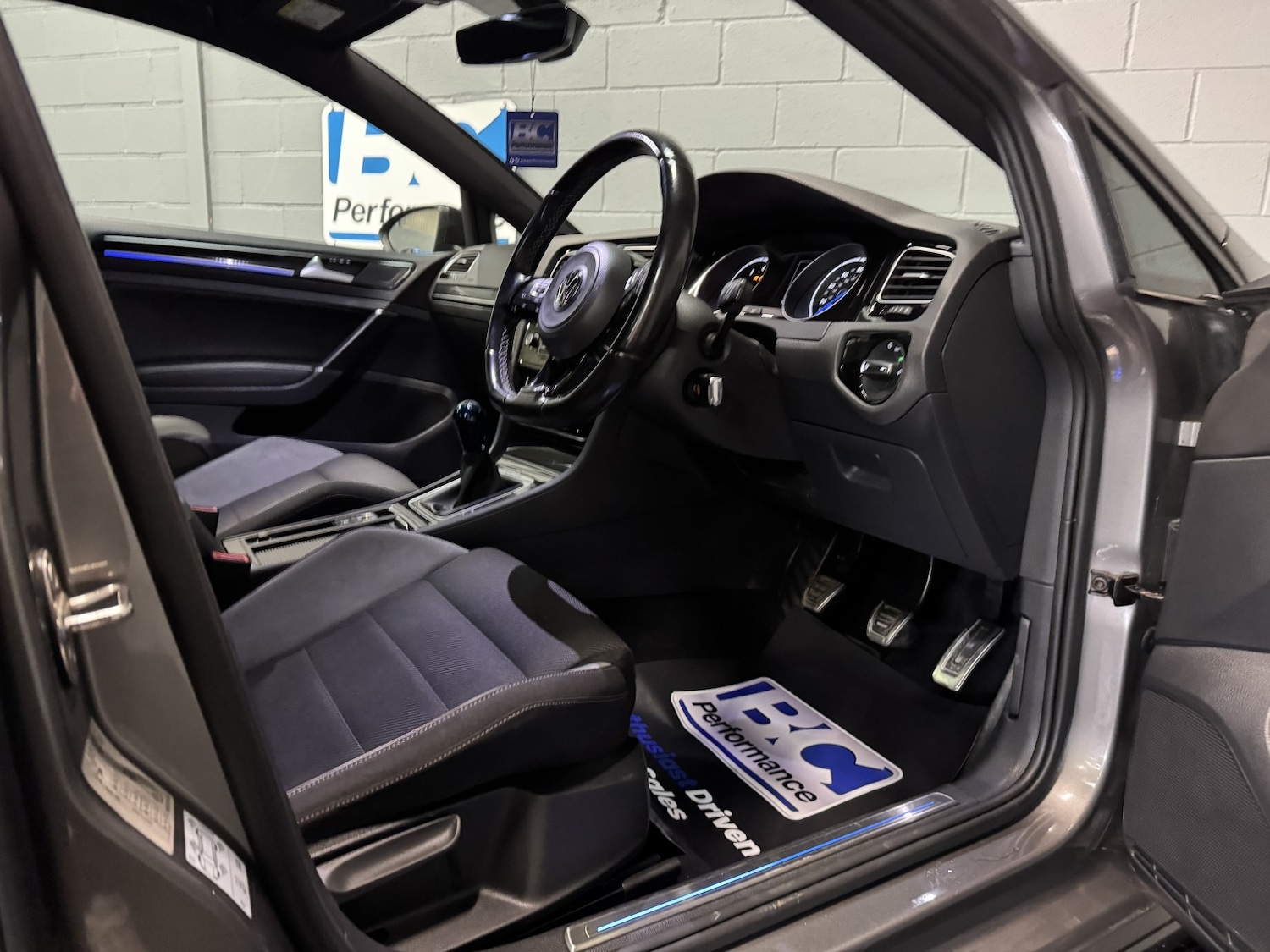 Used Volkswagen Golf 2017 for sale - 76624421: Photo 47