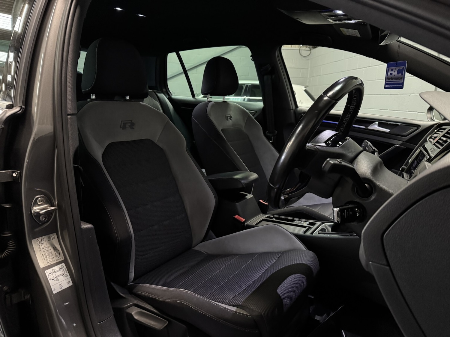 Used Volkswagen Golf 2017 for sale - 76624421: Photo 48