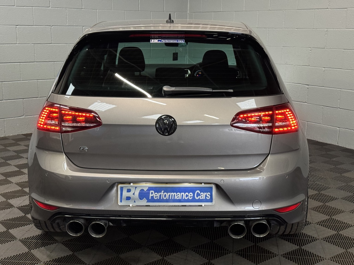 Used Volkswagen Golf 2017 for sale - 76624421: Photo 5