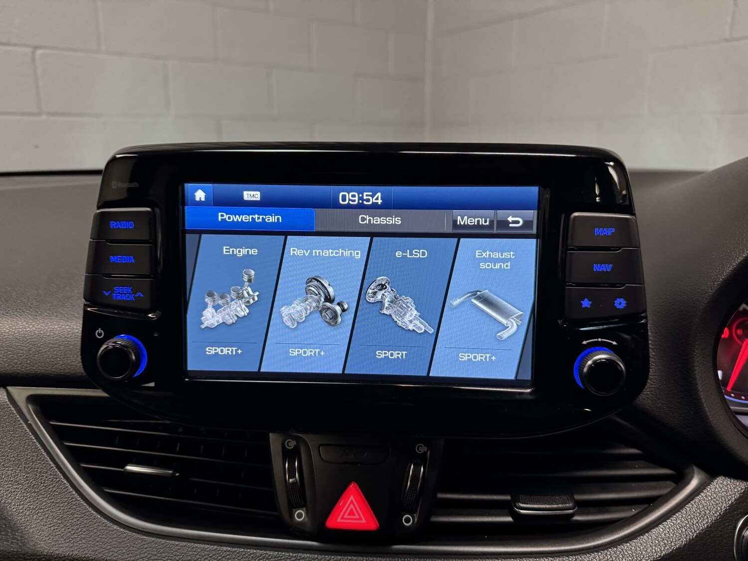 Used Hyundai i30 2018 for sale - 76305610: Photo 14