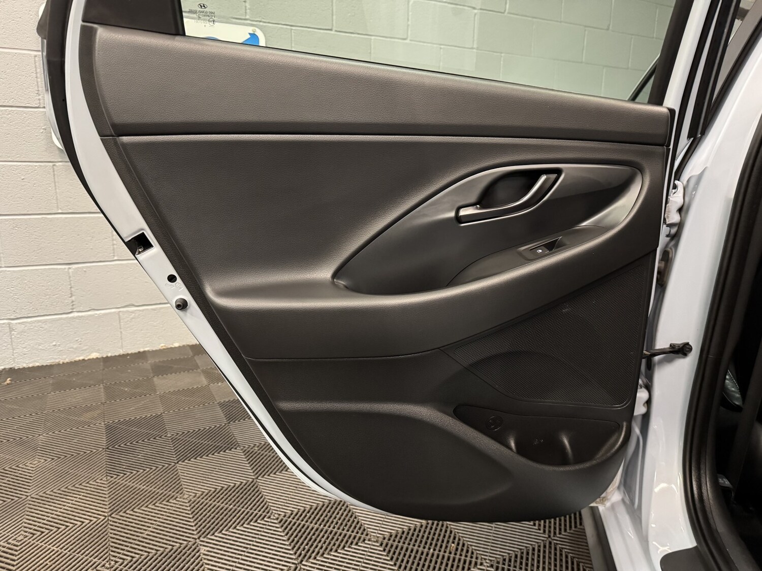 Used Hyundai i30 2018 for sale - 76305610: Photo 41