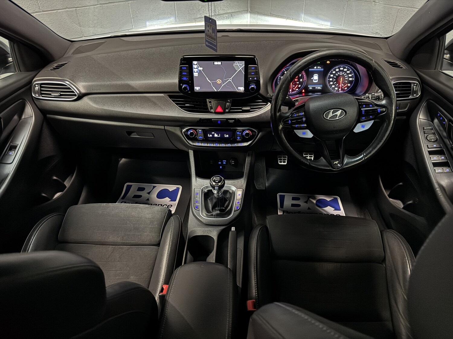 Used Hyundai i30 2018 for sale - 76305610: Photo 8