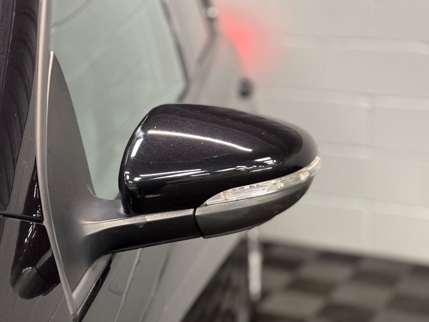 Used Volkswagen Golf 2010 for sale - 77997300: Photo 26