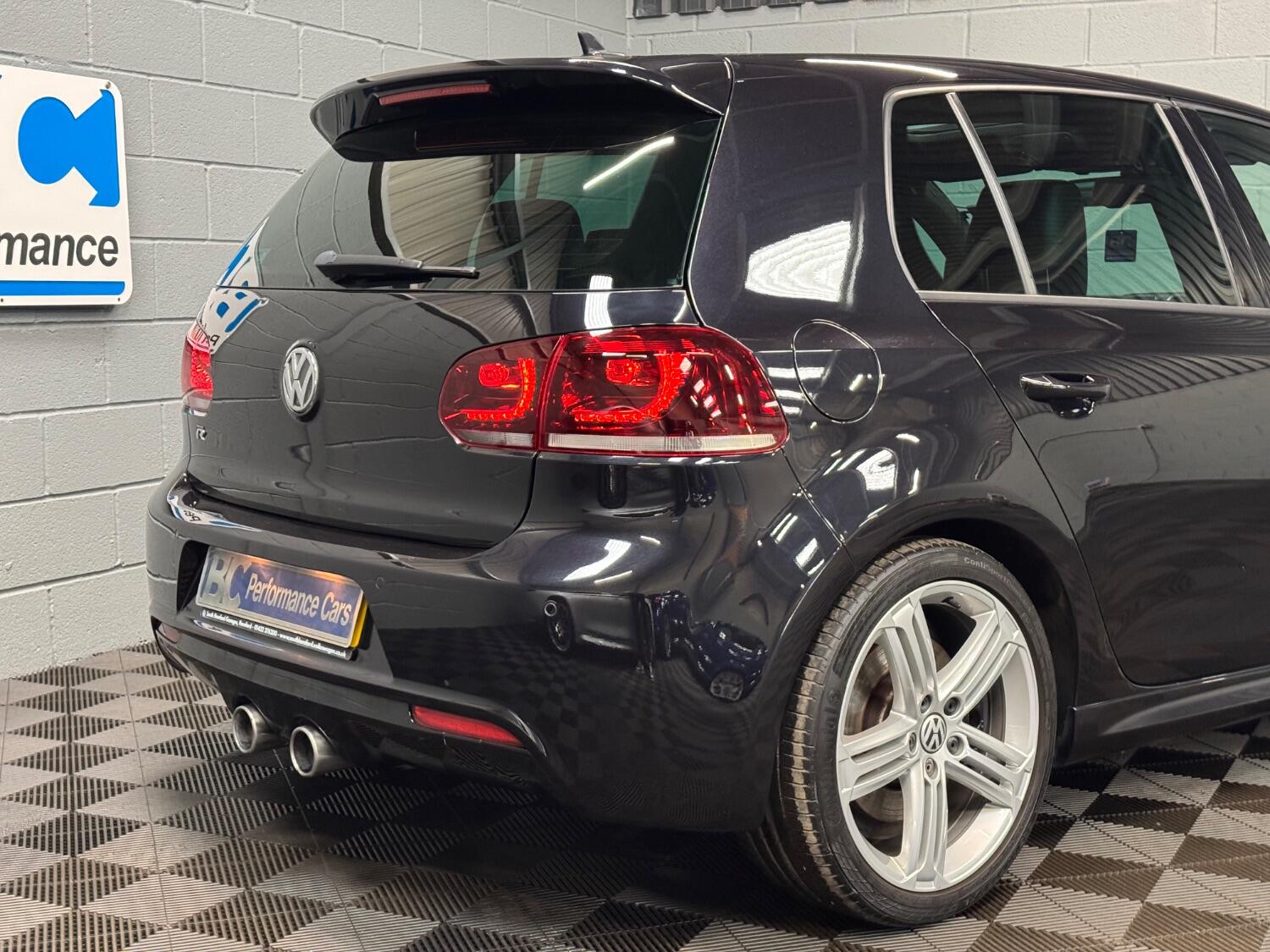 Used Volkswagen Golf 2010 for sale - 77997300: Photo 4