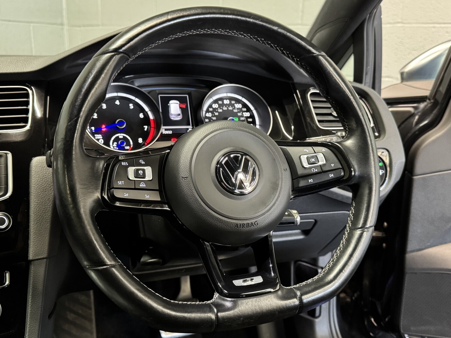 Used Volkswagen Golf 2015 for sale - 77997214: Photo 41