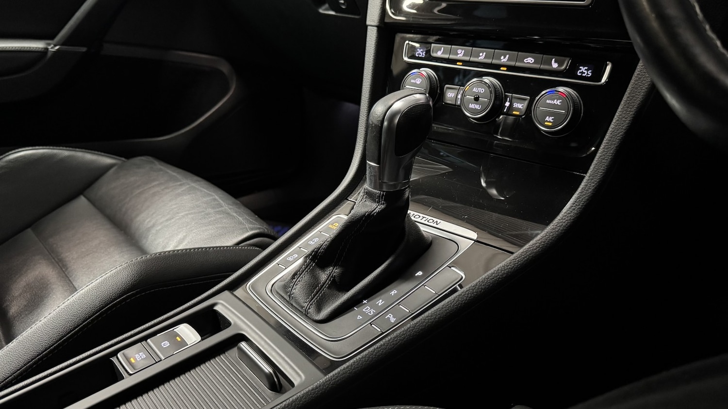 Used Volkswagen Golf 2015 for sale - 77997214: Photo 9