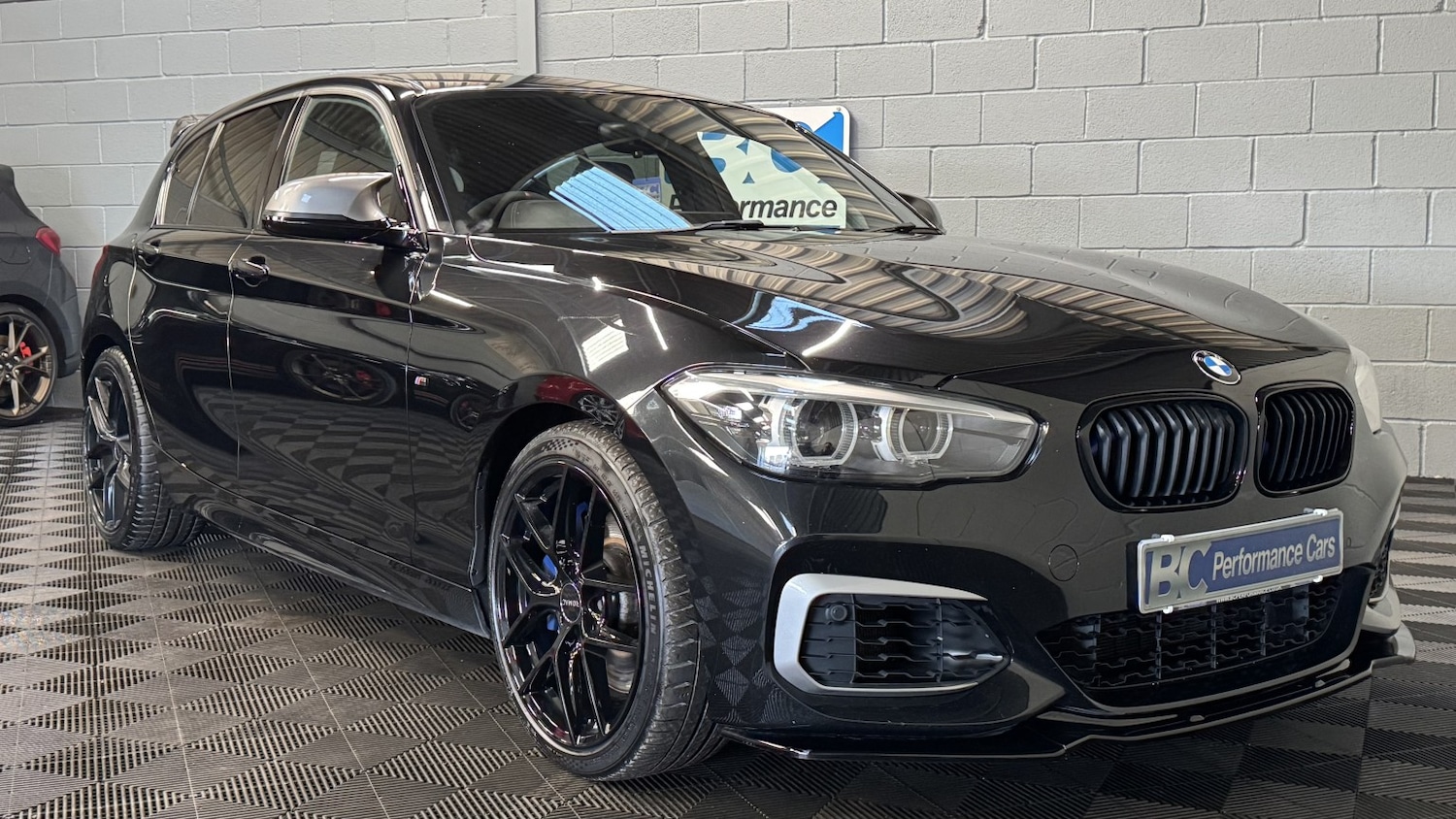 Used BMW 1 Series 2018 for sale - 77357350: Photo 2