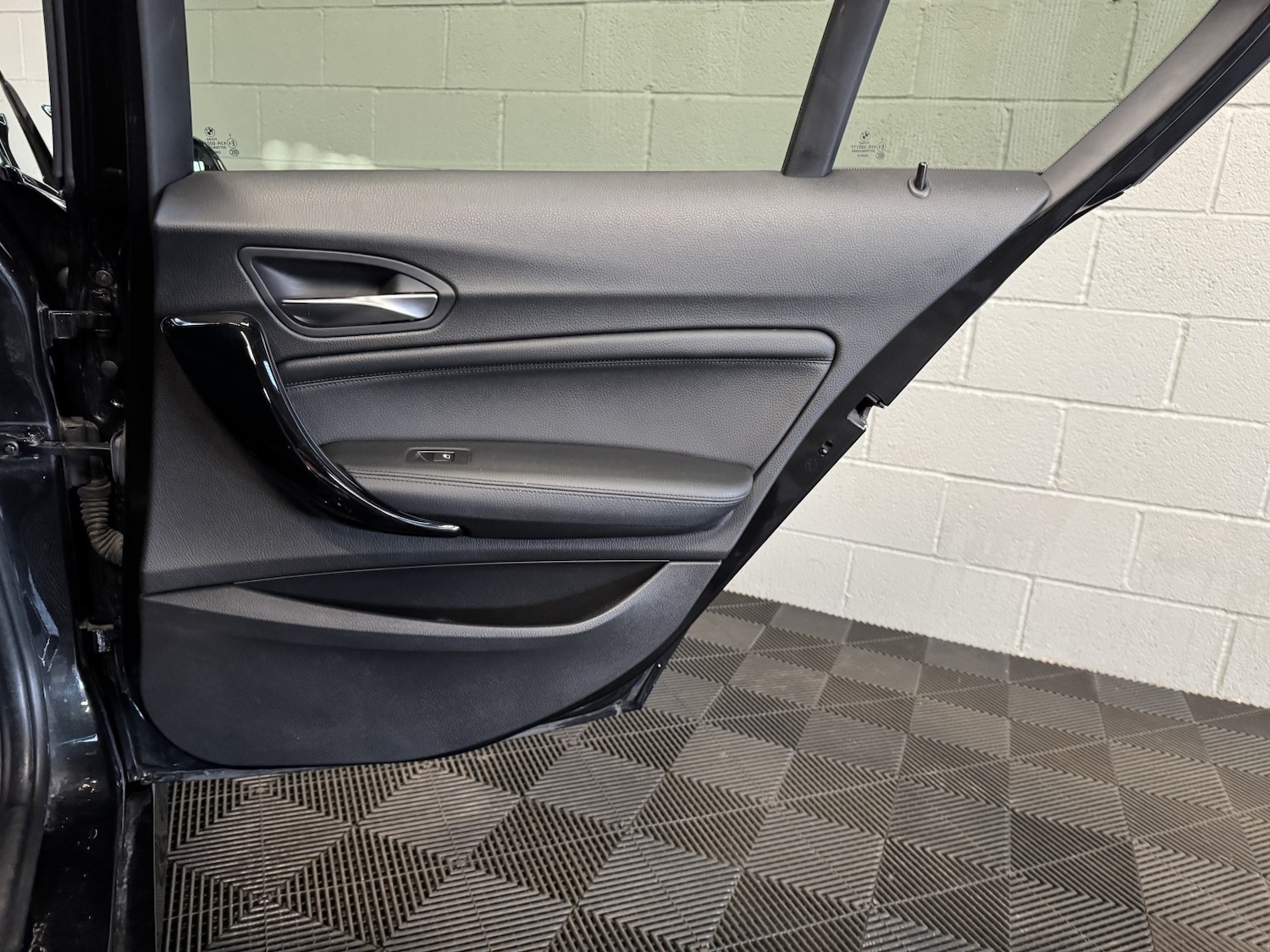 Used BMW 1 Series 2018 for sale - 77357350: Photo 47