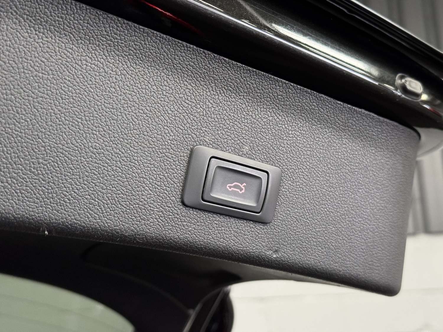 Used Audi RS4 2014 for sale - 76316409: Photo 45