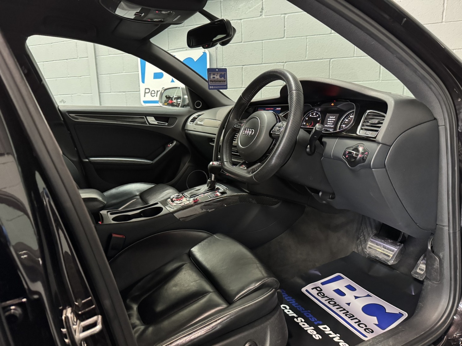 Used Audi RS4 2014 for sale - 76316409: Photo 65