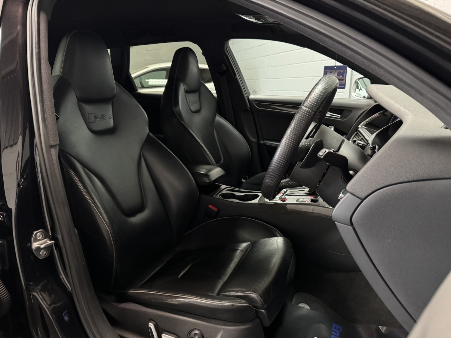 Used Audi RS4 2014 for sale - 76316409: Photo 9