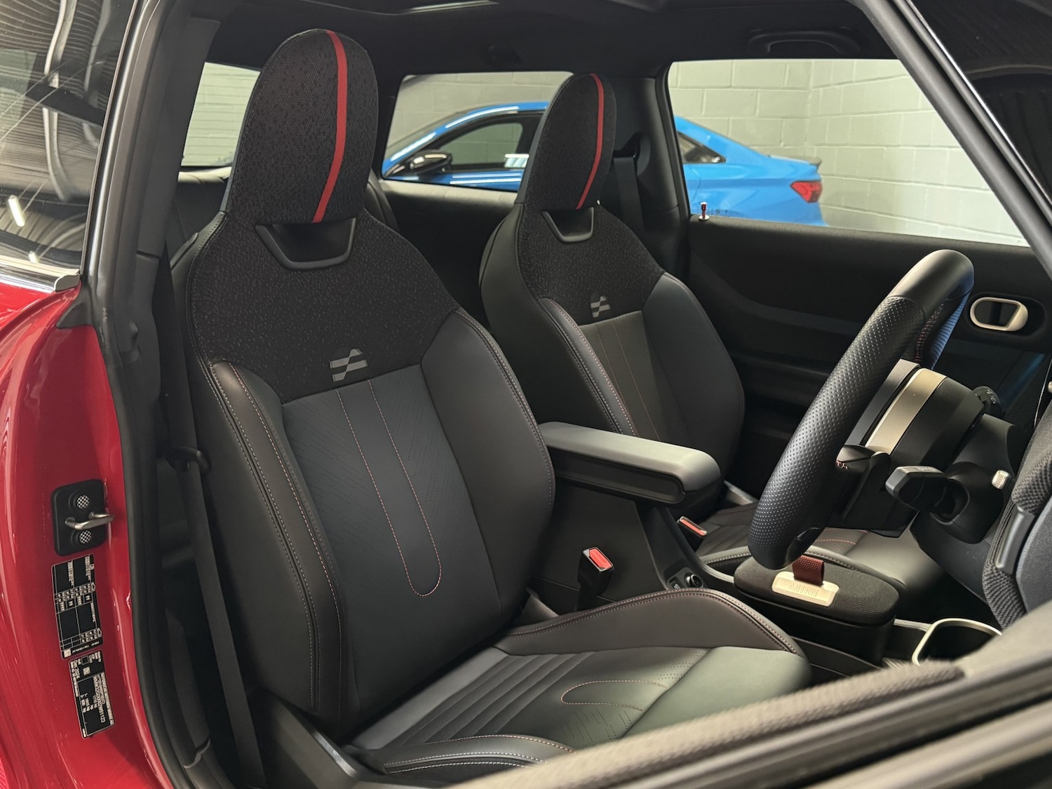 Used MINI Cooper 2025 for sale - 77766355: Photo 9