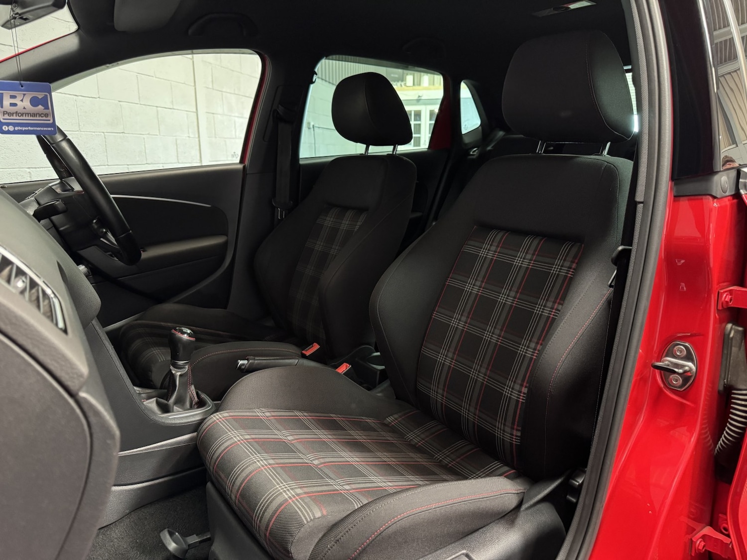 Used Volkswagen Polo 2016 for sale - 77836813: Photo 9