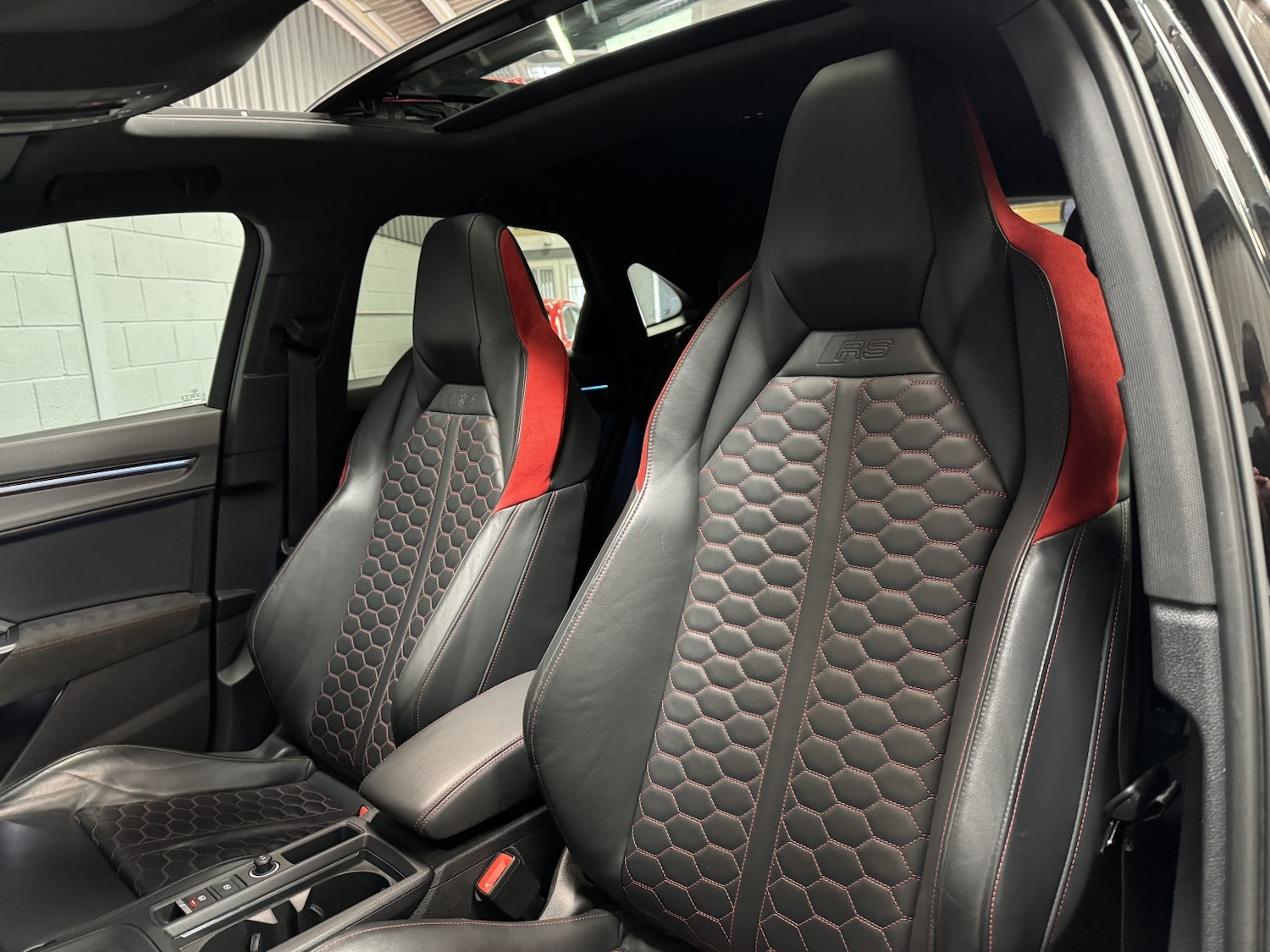 Used Audi RS Q3 2021 for sale - 76237150: Photo 10