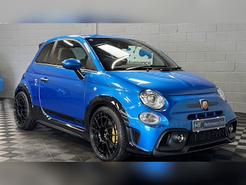 Used Abarth 695 2023 for sale - 77656322: Photo