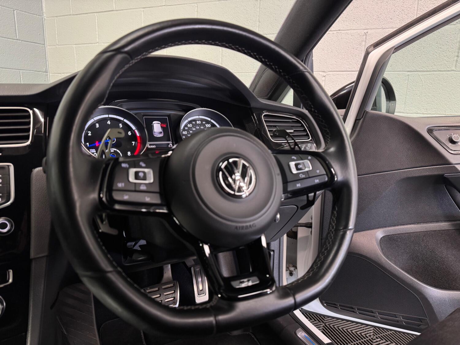 Used Volkswagen Golf 2016 for sale - 77668678: Photo 11