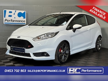 Used Ford Fiesta 2016 for sale - 76070369: Photo
