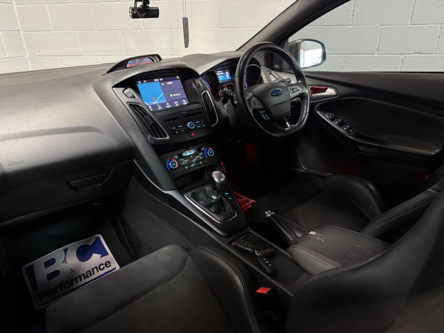 Used Ford Focus 2017 for sale - 76471231: Photo 9