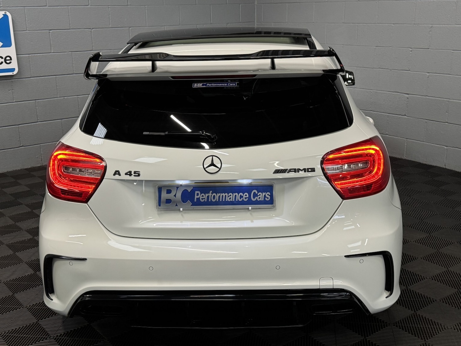 Used Mercedes-Benz A-Class 2015 for sale - 76476958: Photo 4