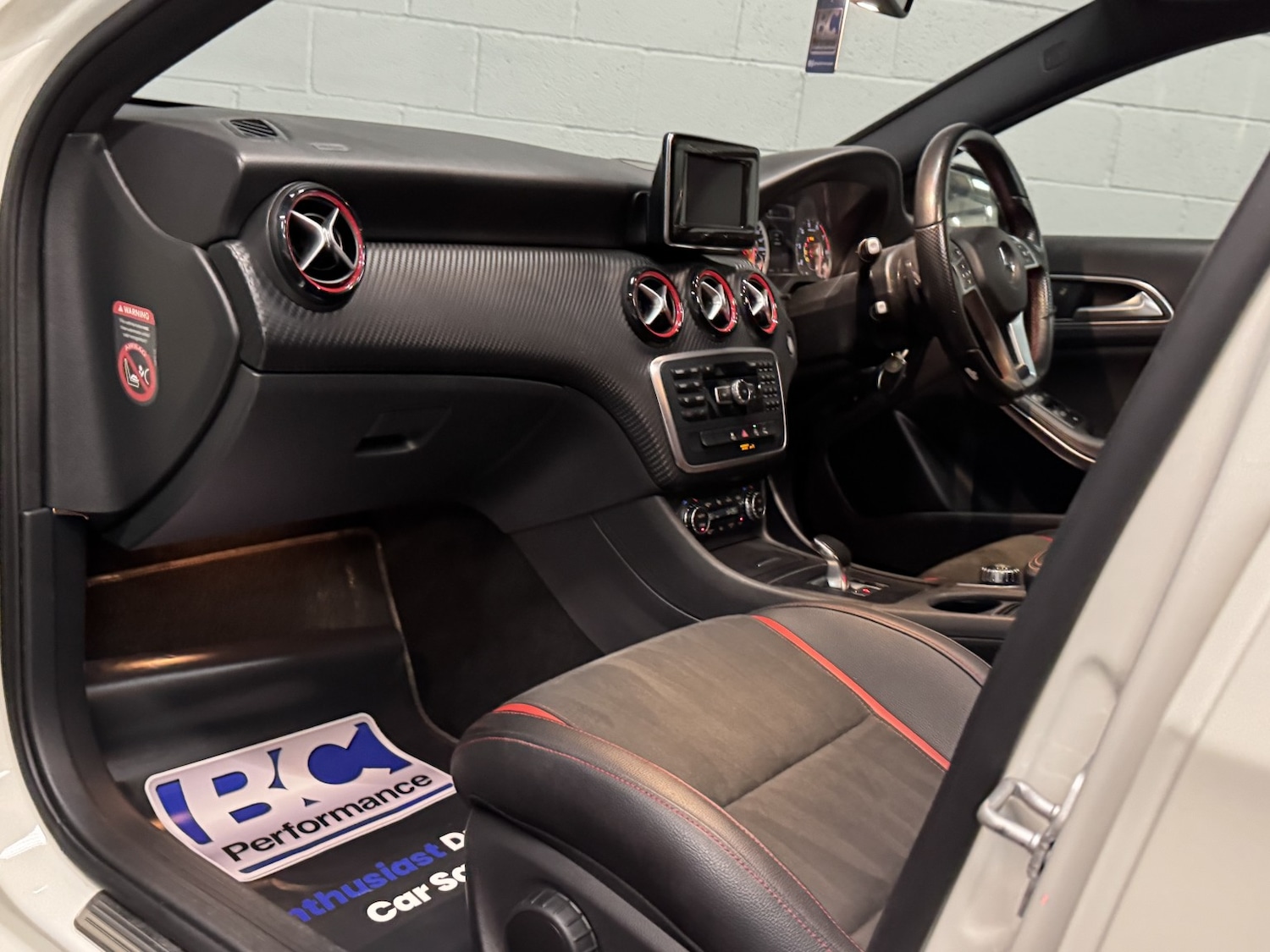 Used Mercedes-Benz A-Class 2015 for sale - 76476958: Photo 42