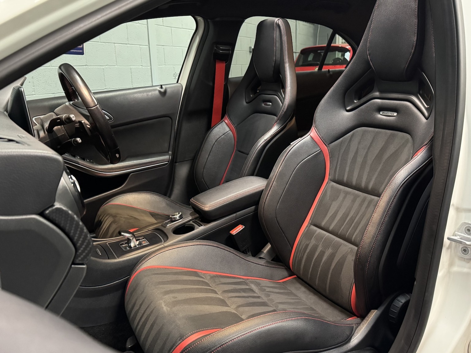 Used Mercedes-Benz A-Class 2015 for sale - 76476958: Photo 8