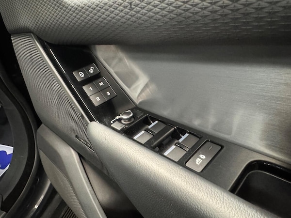Used Land Rover Range Rover Velar 2018 for sale - 76305549: Photo 16