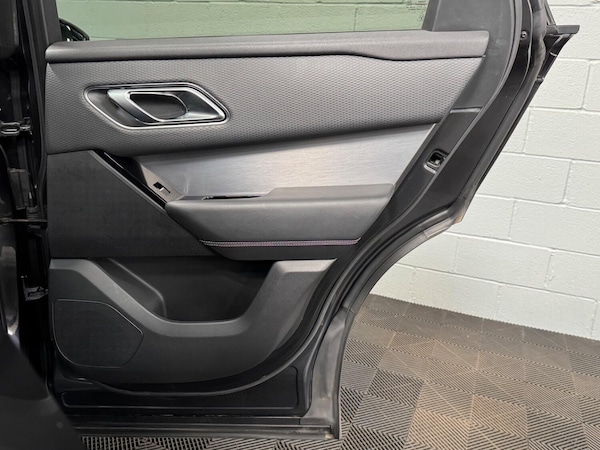 Used Land Rover Range Rover Velar 2018 for sale - 76305549: Photo 60