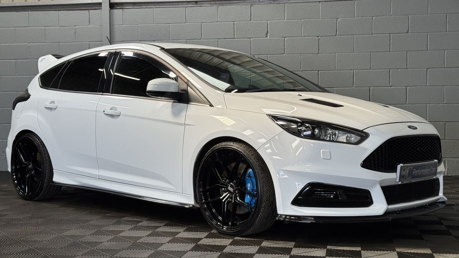 Used Ford Focus 2017 for sale - 78031743: Photo 2