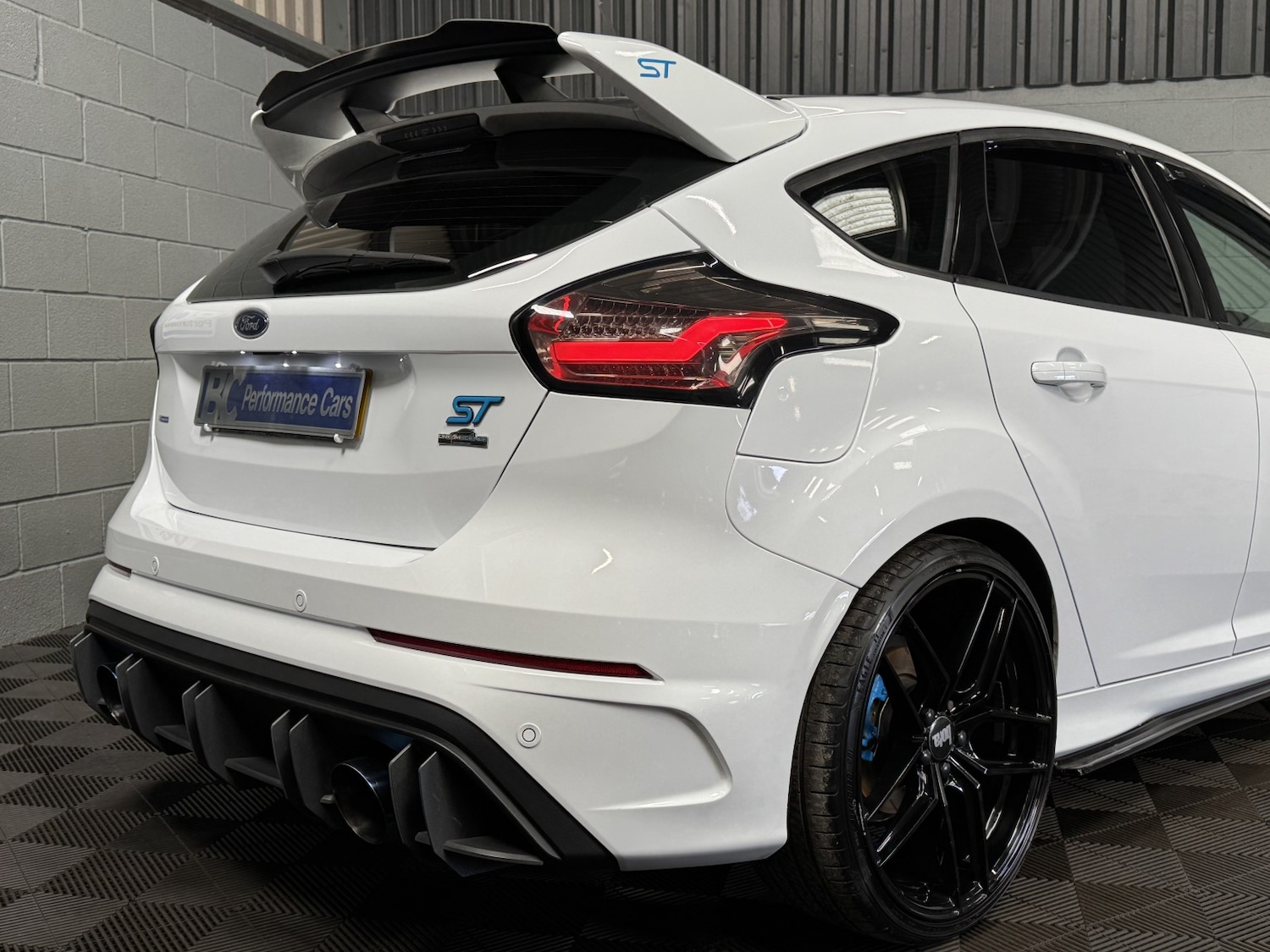 Used Ford Focus 2017 for sale - 78031743: Photo 3