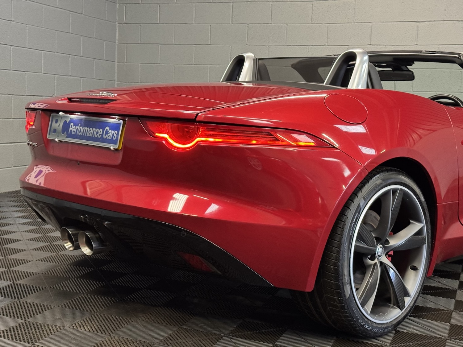 Used Jaguar F-Type 2013 for sale - 77310687: Photo 3